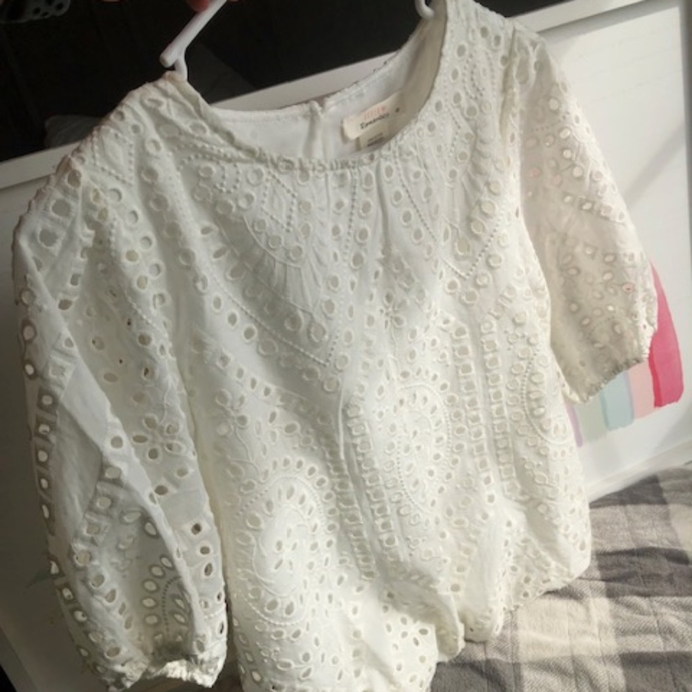 Medium White Eyelet Blouse